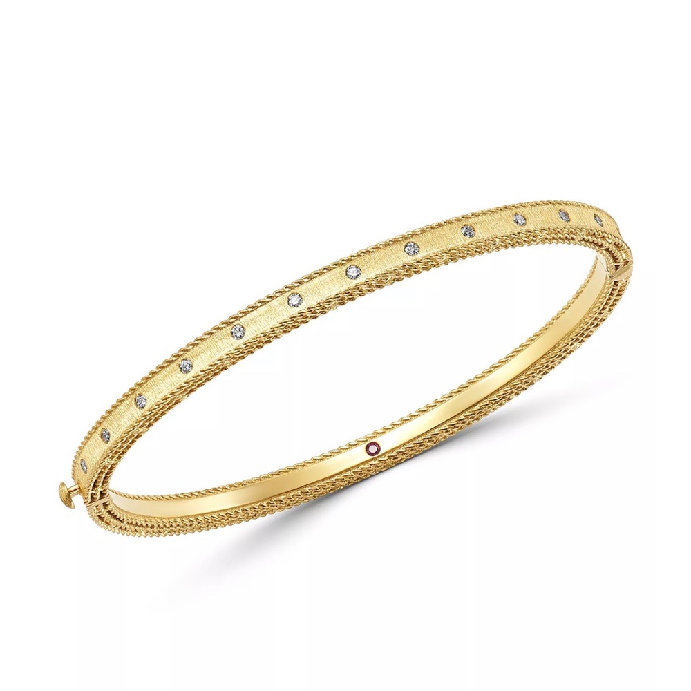 ROBERTO COIN
18K Yellow Gold Bangle Bracelet